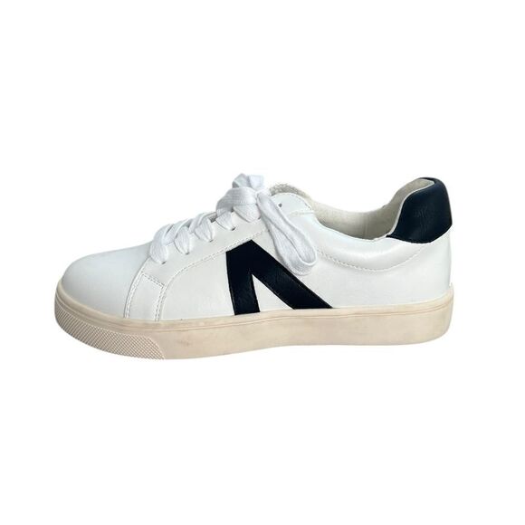 MIA Nordstrom Exclusive Women’s Sneakers - White & Black, Size 6.5 NWT - Picture 1 of 12